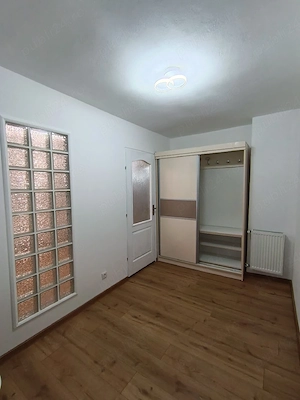 inchiriez apartament  - imagine 2