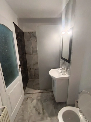 inchiriez apartament  - imagine 5