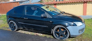 Vand Ford Focus 2005