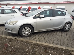 Opel Astra 1.7 CDTI   2010 - imagine 3