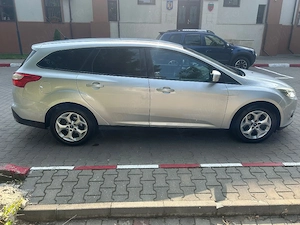 Ford focus 2011 1.6 stare foarte bună. Funcționează perfect. - imagine 4