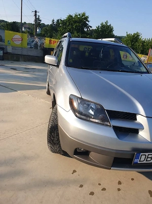 Mitsubishi Outlander 4x4 GPL - imagine 5
