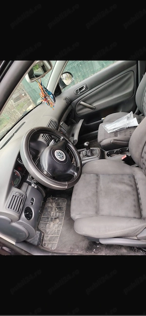 Vand volkswagen passat B5. Se afla in stare buna - imagine 3
