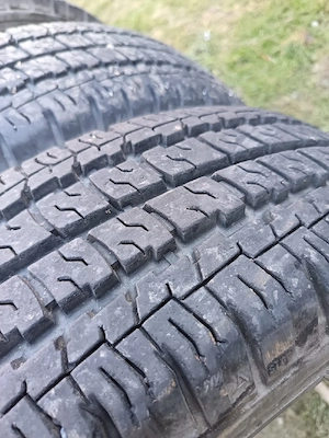 Cauciucuri - imagine 2