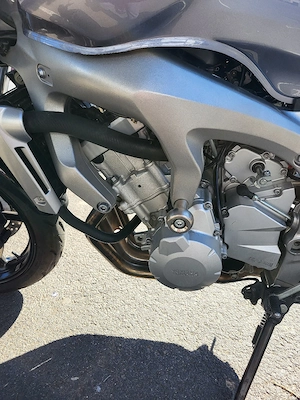 Motocicleta Yamaha FZ6-N 2006 - imagine 3