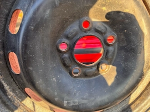 vând jante de tabla+cauciucuri pentru ford 