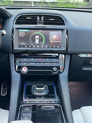 Jaguar F-Pace R-Sport 3.0D V6 300CP R-Sport 22  Full LED Keyless Navi Impecabil - imagine 18