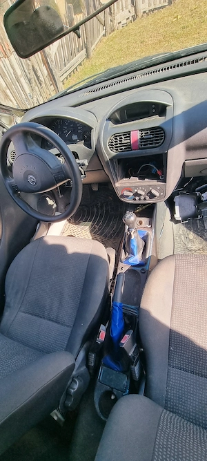 Dezmembrez  Vând opel corsa C 1.3 CDTI - imagine 2