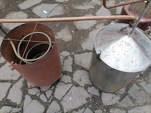 Vând cazan țuică 60 litri 