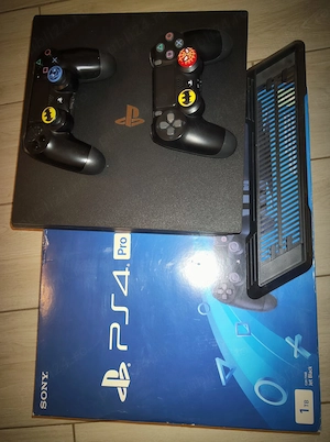 PlayStation 4 Pro full box, 2 controllers, 3 jocuri - imagine 4