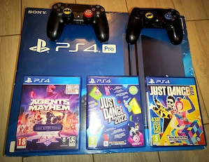 PlayStation 4 Pro full box, 2 controllers, 3 jocuri