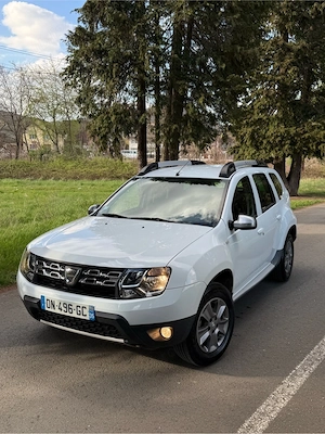 Dacia Duster 2015 110 CP 1.5 dCi Prestige - imagine 10
