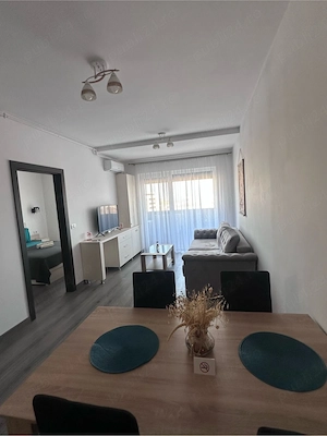 Apartament Adora park regim hotelier - imagine 5