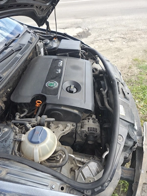 Skoda fabia avariata față cu motor funcțional  - imagine 5
