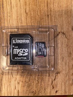 card memorie micro SDXC Kingston Canvas