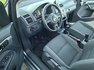 VW Touran 1.6TDI an 2012, Posibil GARANTIE si RATE - imagine 5