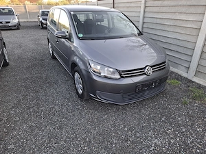 VW Touran 1.6TDI an 2012, Posibil GARANTIE si RATE - imagine 2