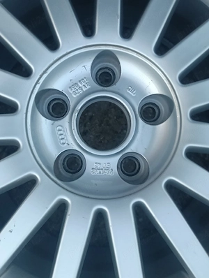 Janta originala Audi 205/55r16 - imagine 2