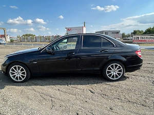 Mercedes-Benz C 200 - imagine 4