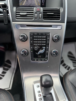 Vand Volvo XC60 2012 full - SUMMUM - imagine 3