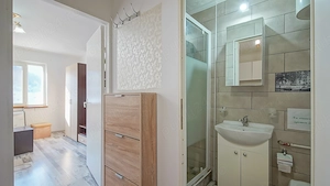 Garsoniera de inchiriat in zona Bartolomeu - imagine 4