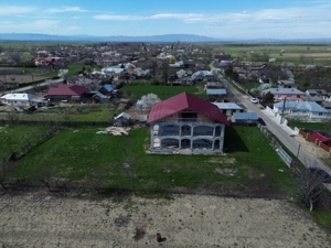 Casă / Vilă sat Ciuslea. - imagine 2