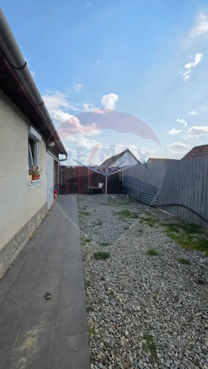 Casă de vânzare Darlos, jud. Sibiu - imagine 12