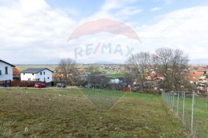 Teren intravilan cu vedere panoramică, utilități si poziție excelentă! - imagine 8