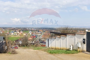 Teren intravilan cu vedere panoramică, utilități si poziție excelentă! - imagine 4