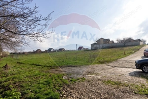 Teren intravilan cu vedere panoramică, utilități si poziție excelentă! - imagine 12
