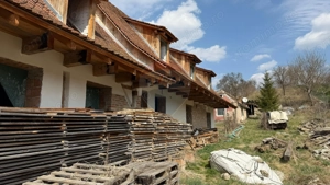 Casă autentică în Alma Vii – restaurare începută, potențial nelimitat - imagine 7
