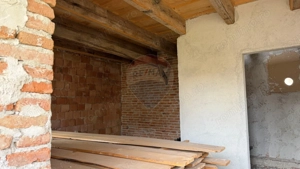Casă autentică în Alma Vii – restaurare începută, potențial nelimitat - imagine 5