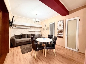 Casa indiviuala de vanzare,7 camere, teren 600 mp, zona Lipovei - imagine 13