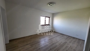 Duplex nou,5camere,despartit prin zid dublu,Dumbravita Cora - imagine 9