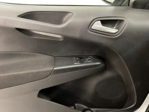 Ford Transit Courier - imagine 15