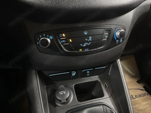 Ford Transit Courier - imagine 14