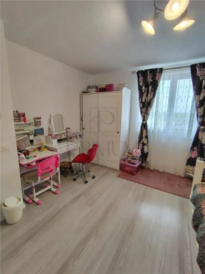 GIROC - Duplex separat - Toate utilitatile - Mobilat - 4 Camere - Teren 290 MP - imagine 9