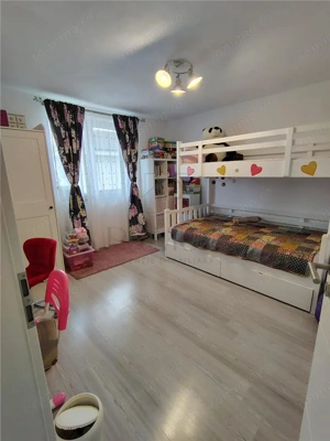 GIROC - Duplex separat - Toate utilitatile - Mobilat - 4 Camere - Teren 290 MP - imagine 8