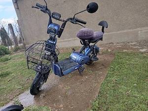 scuter electric geeli