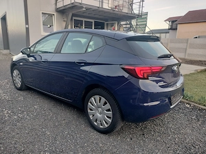 Opel Astra K 137000 km Euro 6 Navigatie an 2018 - imagine 3