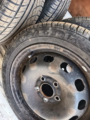 Cauciucuri de vara cu gume r15 - imagine 3