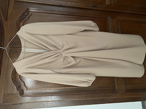 Vand rochie marimea 44 , pretabila si pt gravide