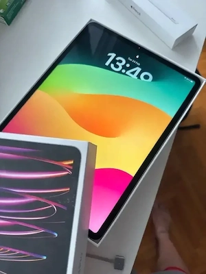 iPad 12.9 wifi 6th generation 