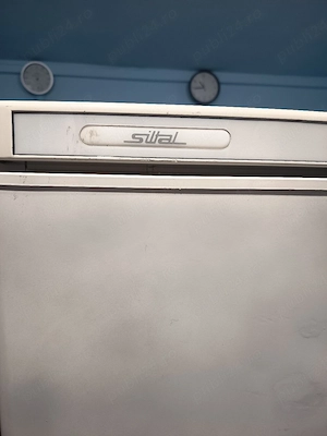 Vand Lada frigorifica vericala 