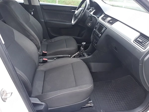 Skoda Rapid 1.6 TDI - imagine 8