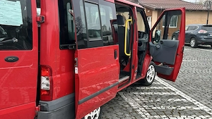 Vând Ford tranzit 8 + 1 - imagine 2