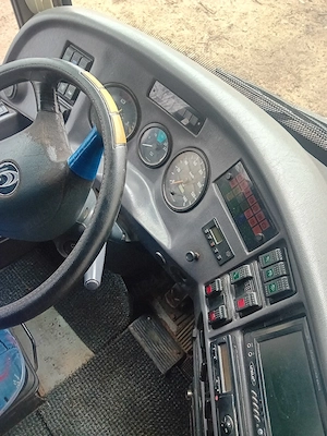 Dezmembre Autobuz transport persoane 36 locuri - imagine 3