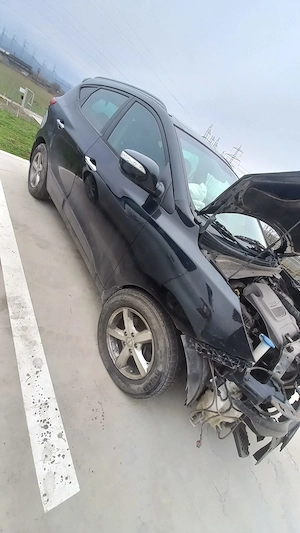 Dezmembram Hyundai IX35 2.0 CRDi 4WD D4HA   - imagine 2