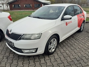 Skoda Rapid 1.6 TDI berlina - imagine 2