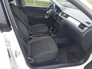 Skoda Rapid 1.6 TDI berlina - imagine 7